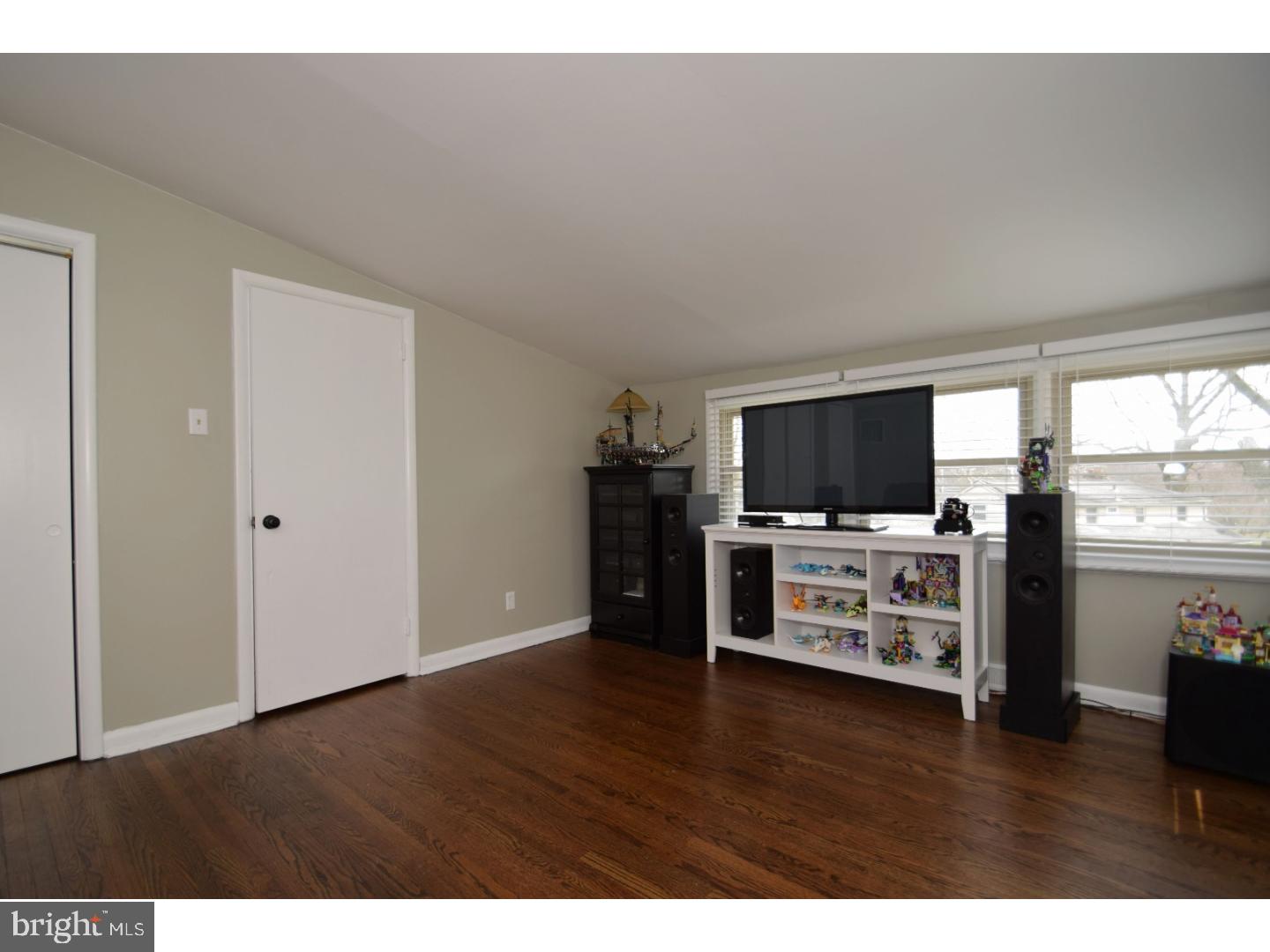 759 Woodside Road Jenkintown, PA 19046 - Photo 23 of 25