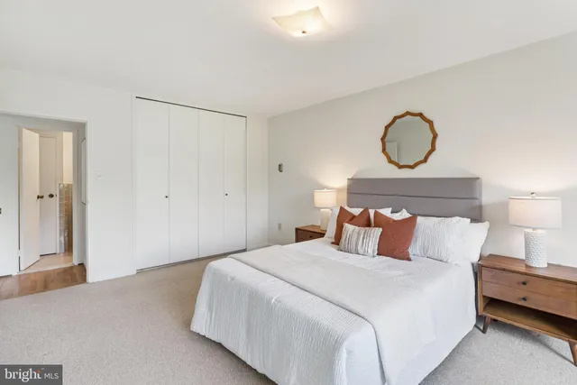 $279,900 | 4201 Cathedral Avenue Northwest, Unit 808E, Washington, DC 20016