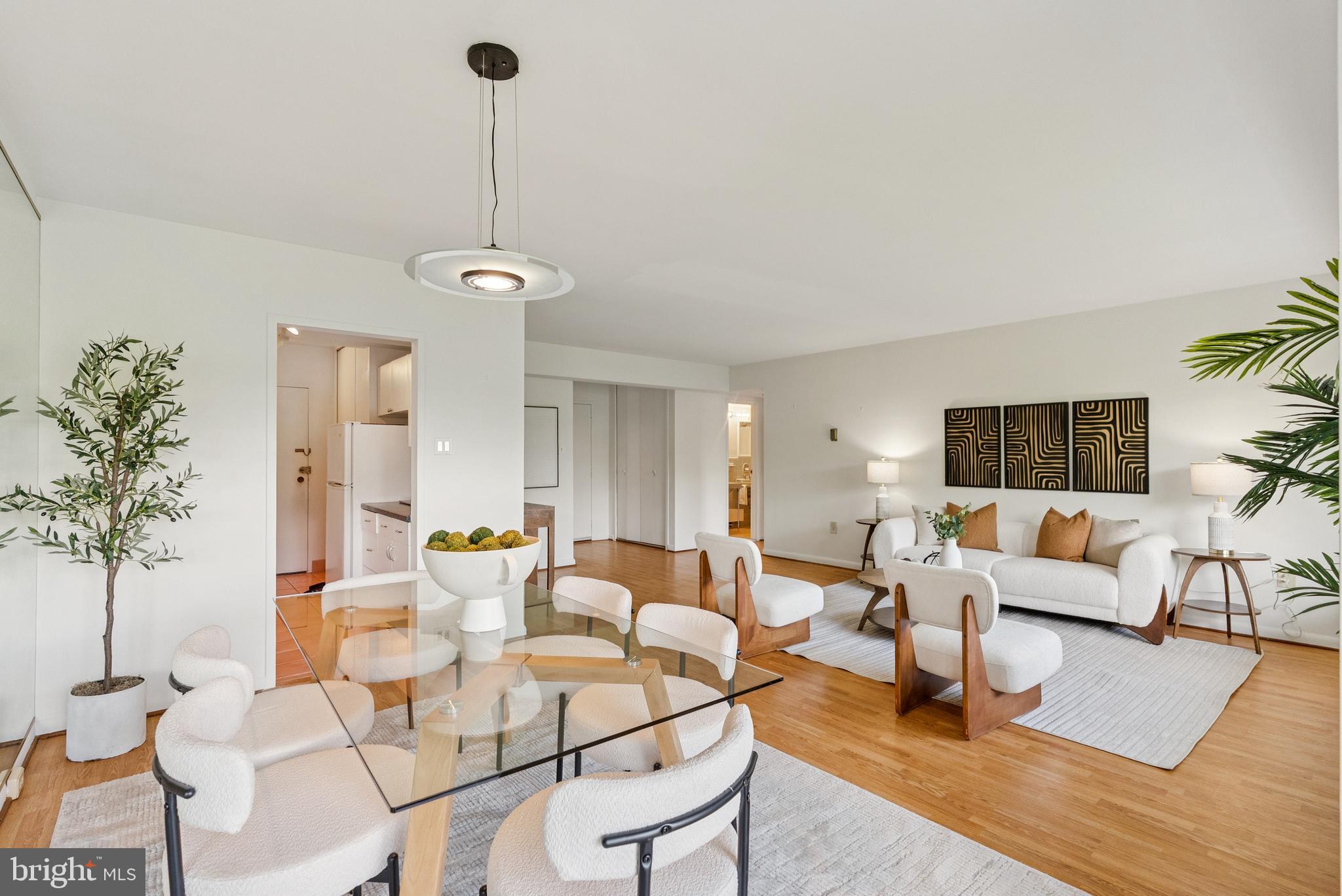 4201 Cathedral Avenue Northwest, Unit 808E Washington, DC 20016 - Photo 3 of 15