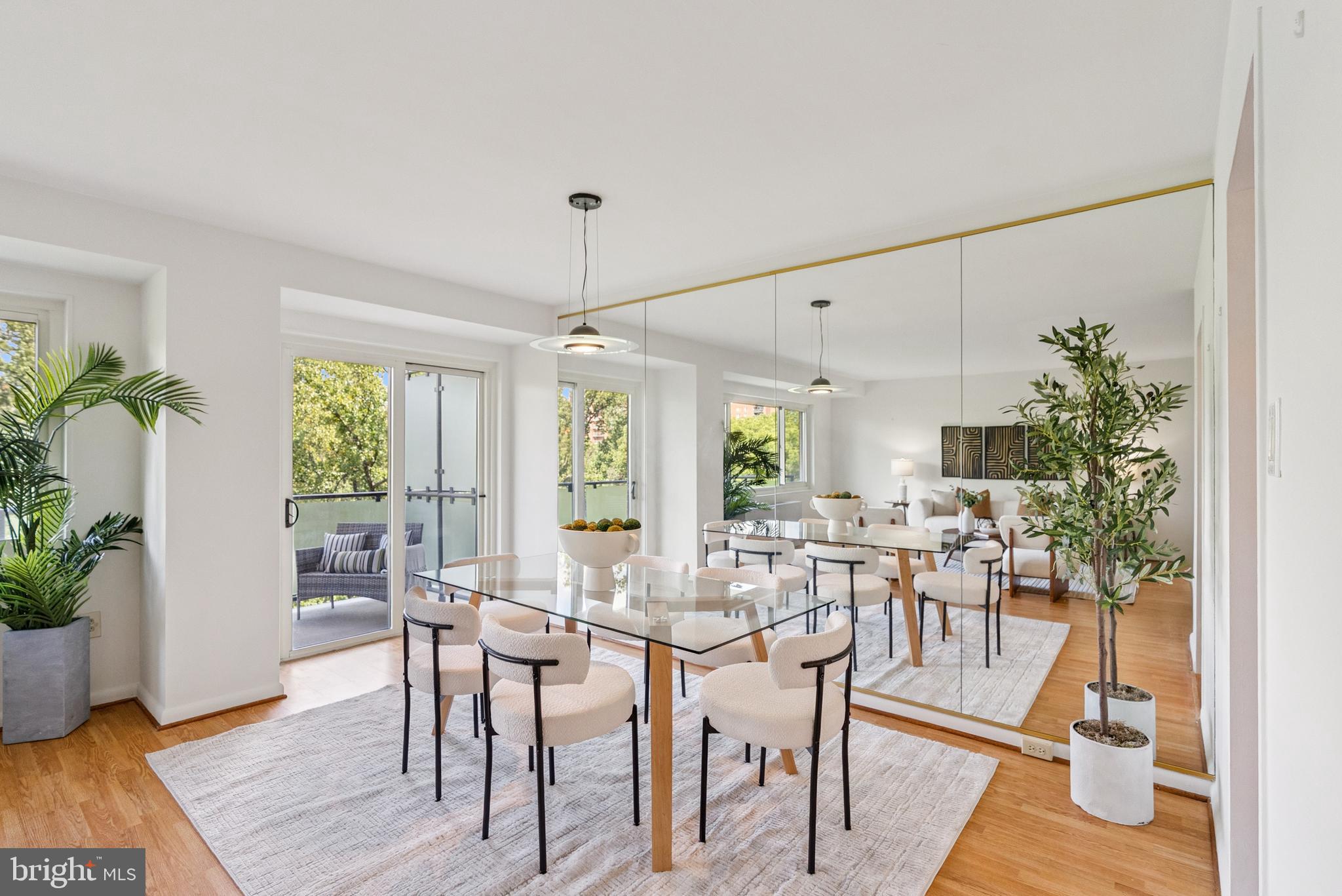 4201 Cathedral Avenue Northwest, Unit 808E Washington, DC 20016 - Photo 5 of 15