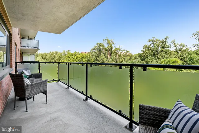 $279,900 | 4201 Cathedral Avenue Northwest, Unit 808E, Washington, DC 20016