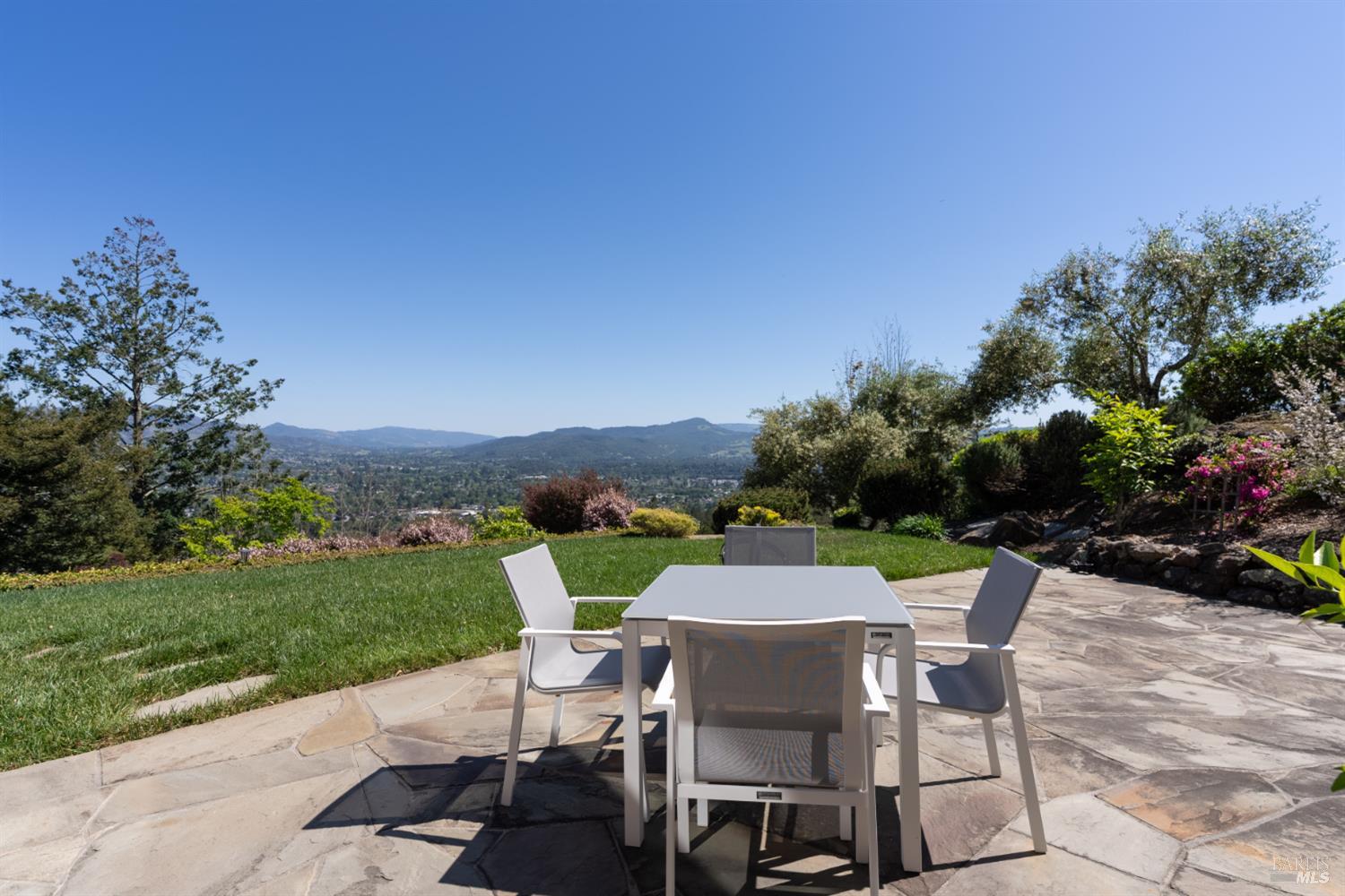 3682 Rocky Knoll Way Santa Rosa, CA 95404 - Photo 7 of 63