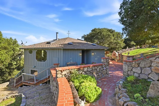 $1,775,000 | 31420 VÃa La Naranga, Carmel Valley, CA 93924