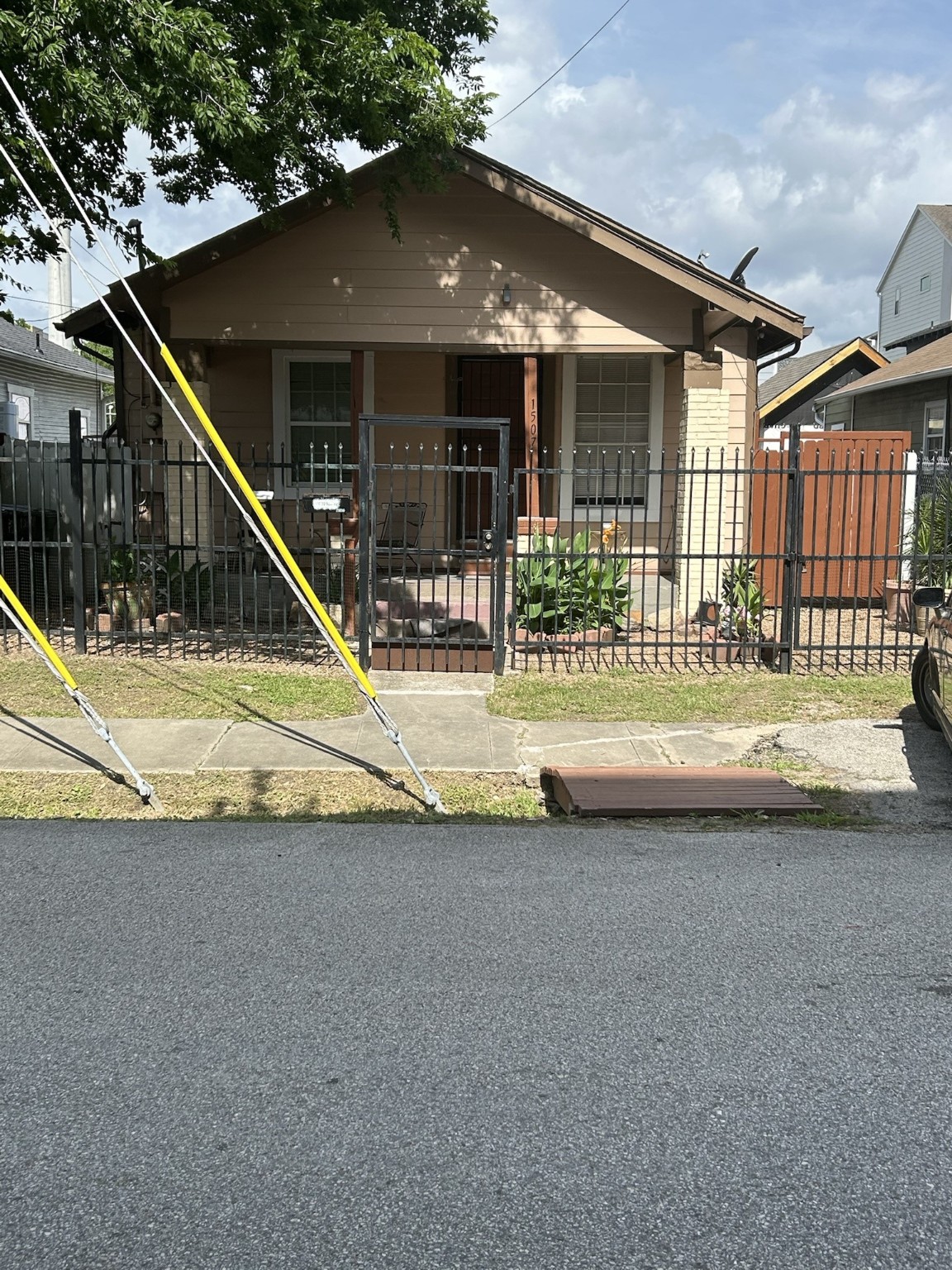1507 Bonner Street Houston, TX 77007 - Photo 12 of 12 a view of house with swimming pool and outdoor seating
