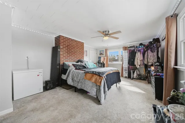 $325,000 | 904 15th Street Northwest, Conover, NC 28613