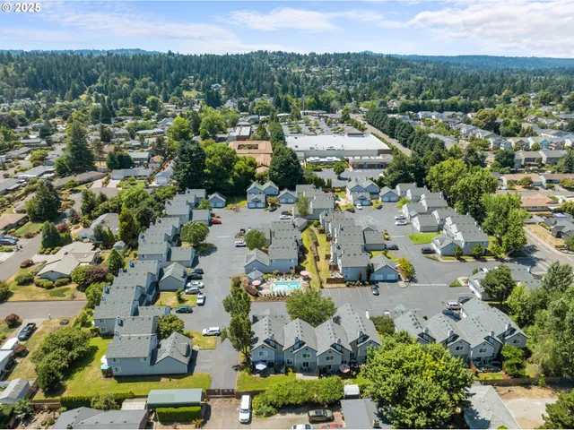 $332,000 | 7294 Southeast Thiessen Road, Milwaukie, OR 97267