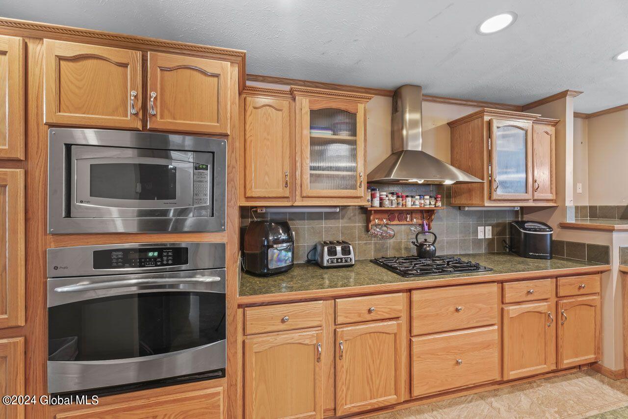 2306 Coach Road Argyle, NY 12809 - Photo 5 of 58 photos_web_resolution_2306_Coach_Rd_Argy