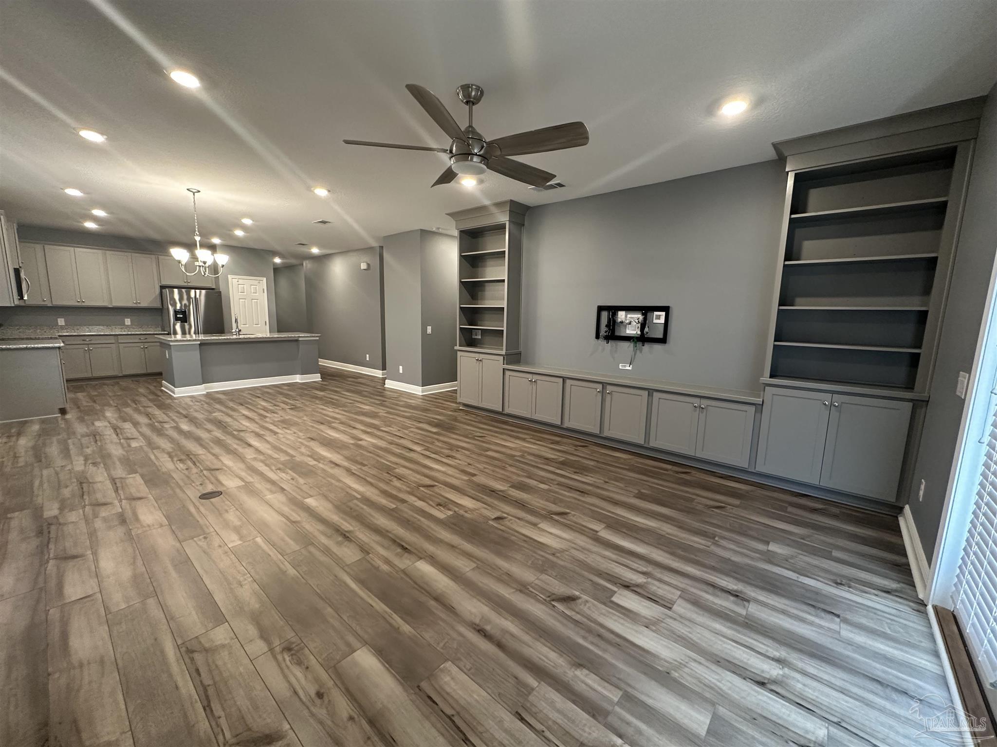 6221 Carson Drive Milton, FL 32570 - Photo 10 of 27