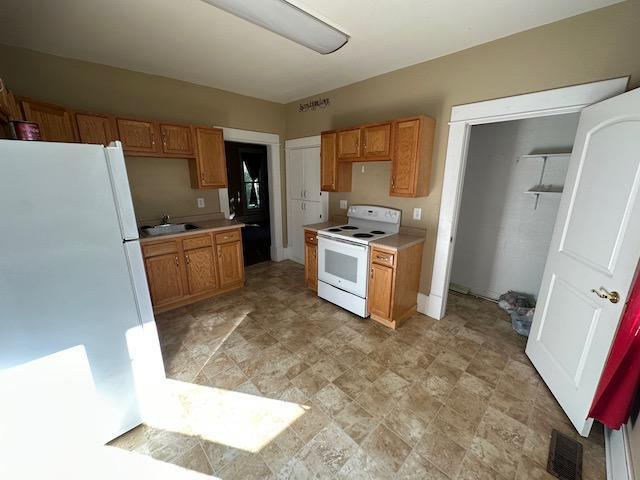 712 3rd Street Southwest Willmar, MN 56201 - Photo 6 of 12