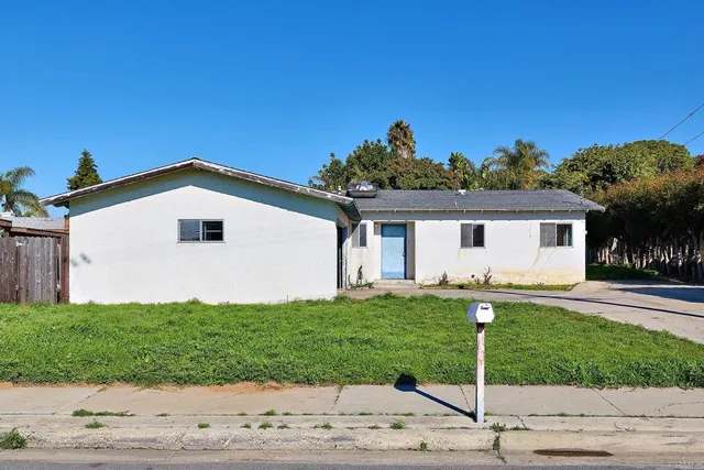 $825,000 | 2710 Penkea Drive, Oceanside, CA 92054