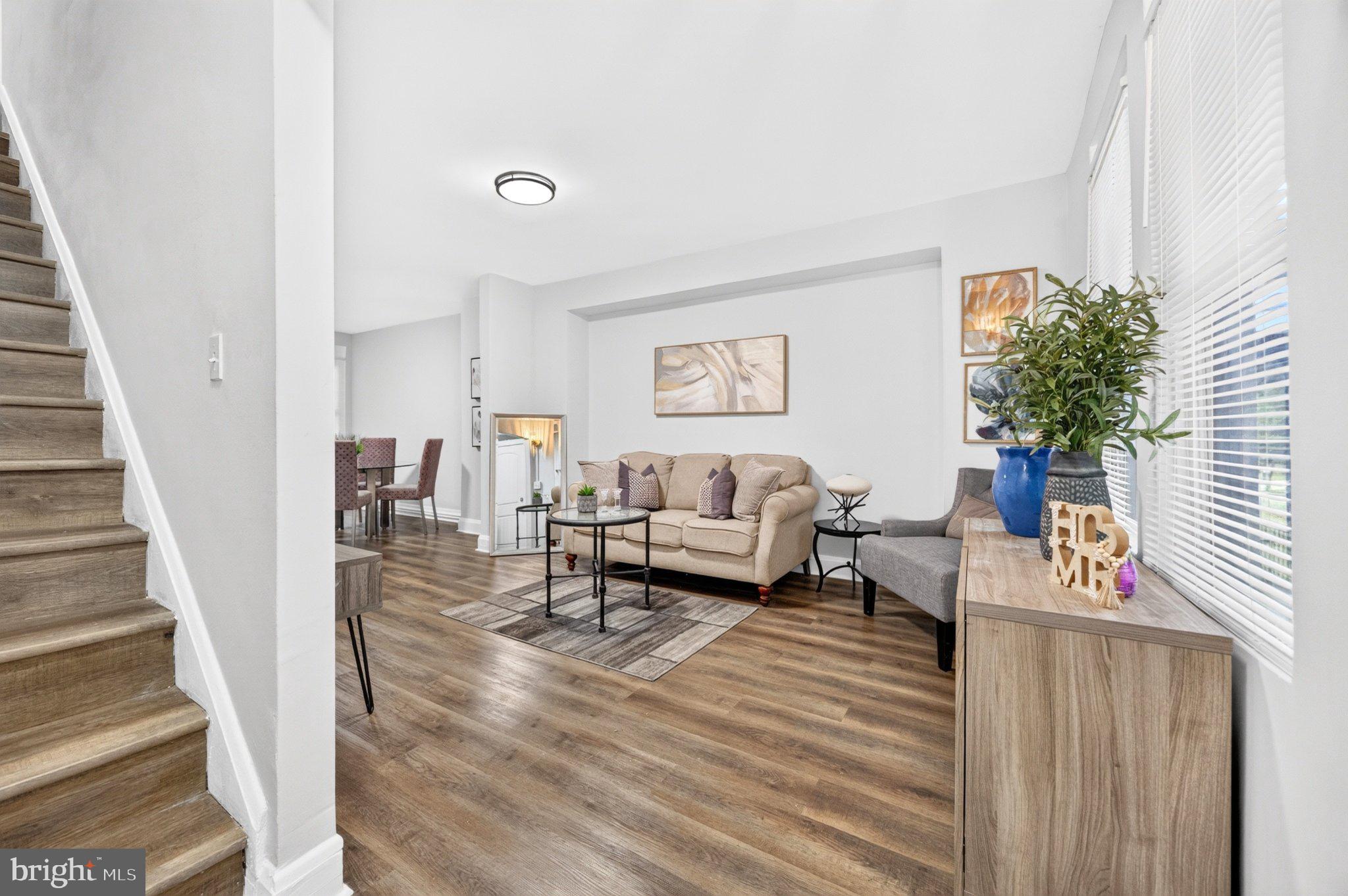 2726 Ellicott Driveway Baltimore, MD 21216 - Photo 4 of 39 Gallery Image 4