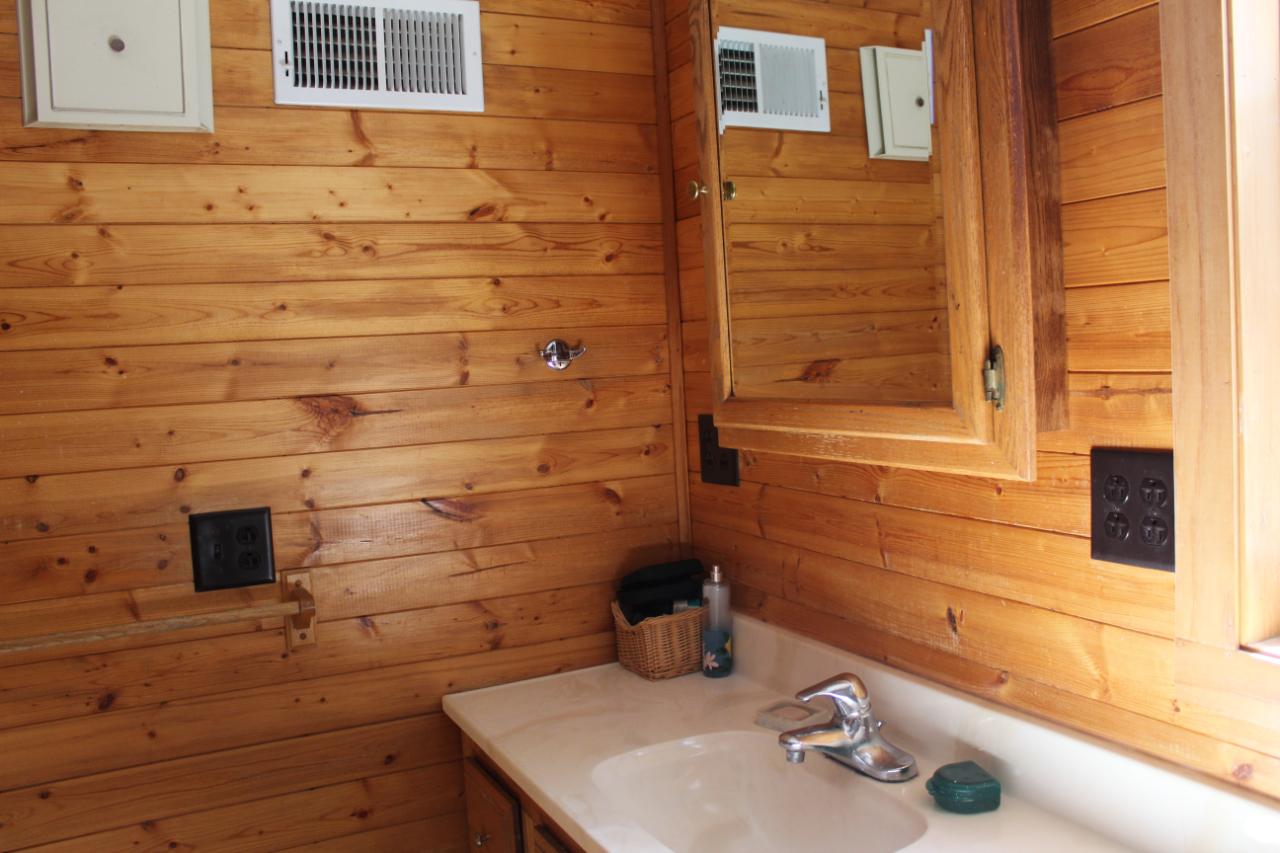 424 Iverson Street Rhinelander, WI 54501 - Photo 7 of 29 Gallery Image 7