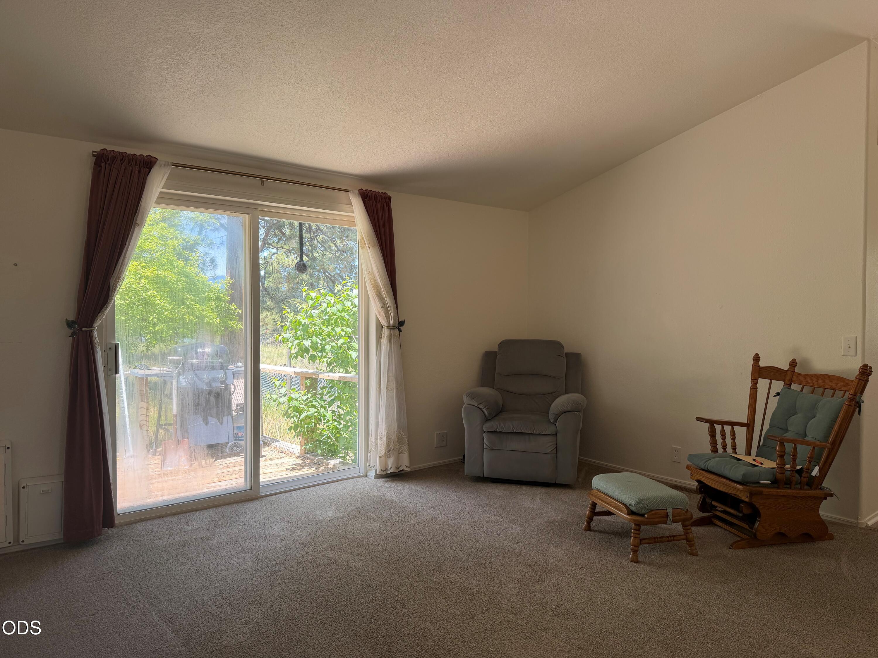 4000 Round Lake Road, Unit SPC 4 Klamath Falls, OR 97601 - Photo 9 of 36