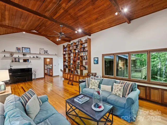 $1,495,000 | 5624 Glenkirk Road, Charlotte, NC 28209