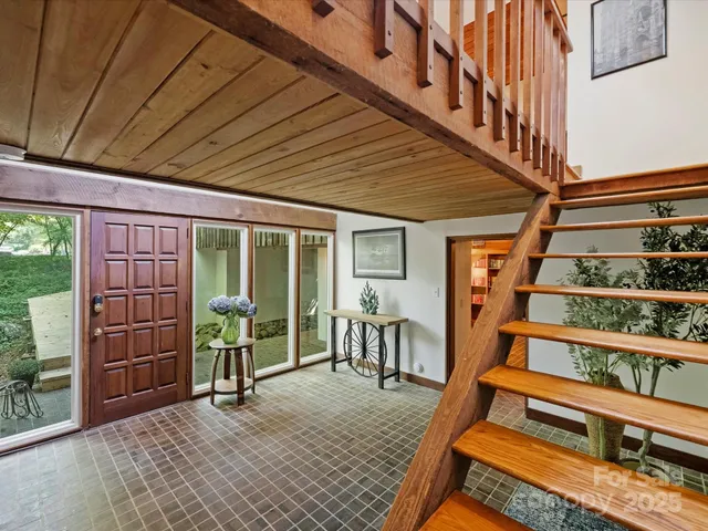 $1,495,000 | 5624 Glenkirk Road, Charlotte, NC 28209