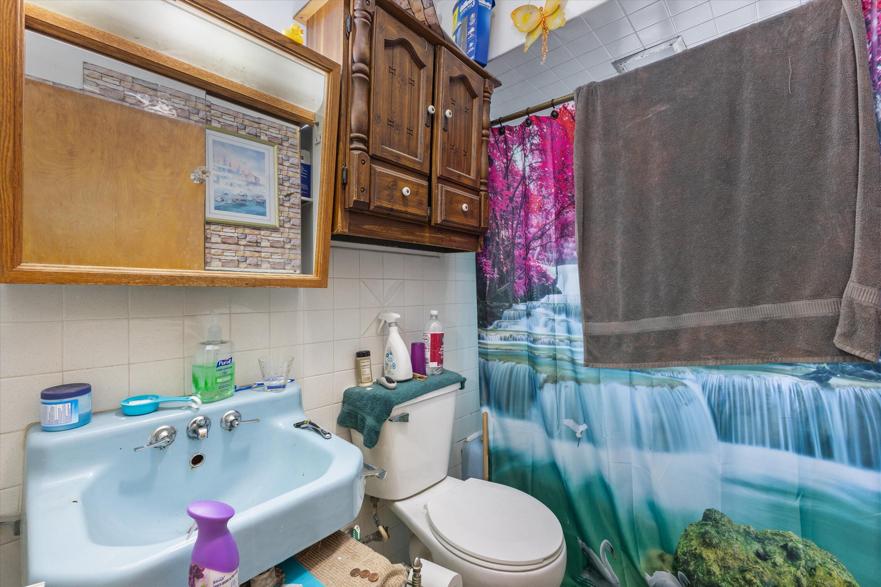 2063 Mt Pleasant Street Racine, WI 53404 - Photo 8 of 24 05-KCM-24