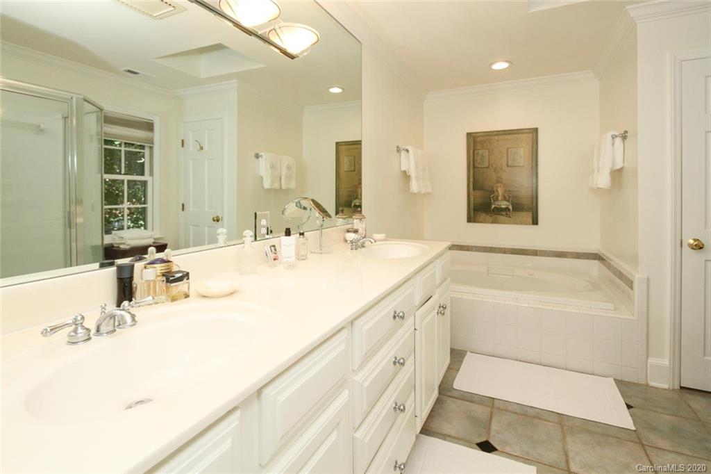 541 Cherokee Road Charlotte, NC 28207 - Photo 20 of 39 Gallery Image 20