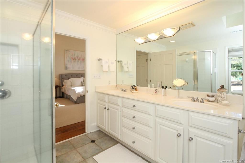 541 Cherokee Road Charlotte, NC 28207 - Photo 21 of 39 Gallery Image 21