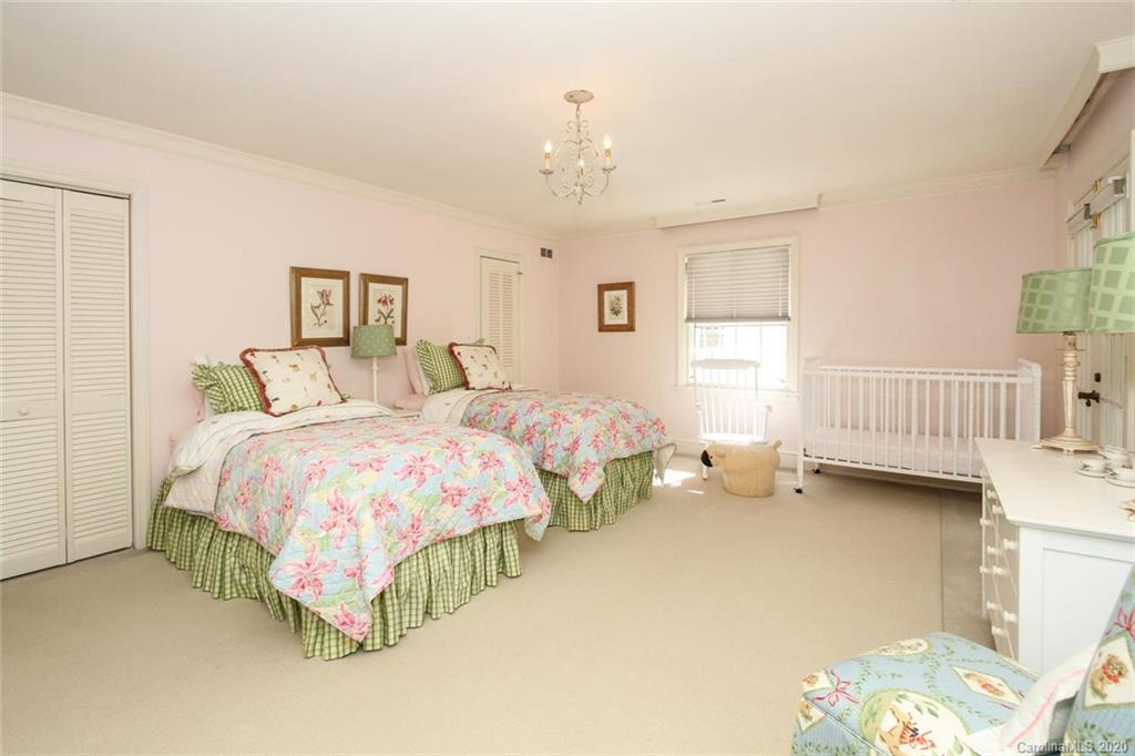 541 Cherokee Road Charlotte, NC 28207 - Photo 22 of 39 Gallery Image 22