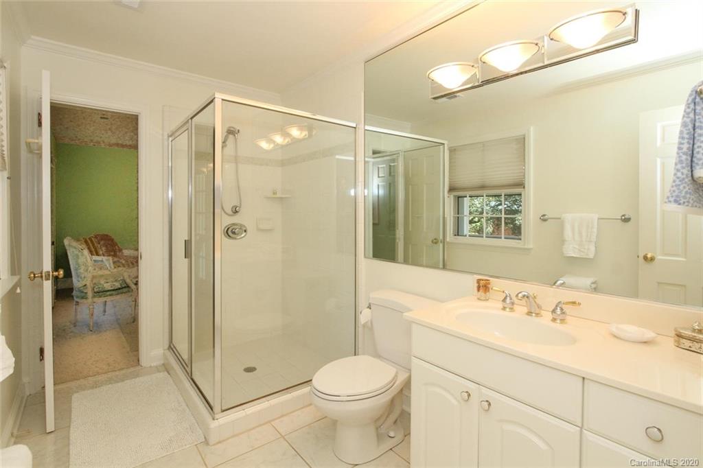 541 Cherokee Road Charlotte, NC 28207 - Photo 23 of 39 Gallery Image 23