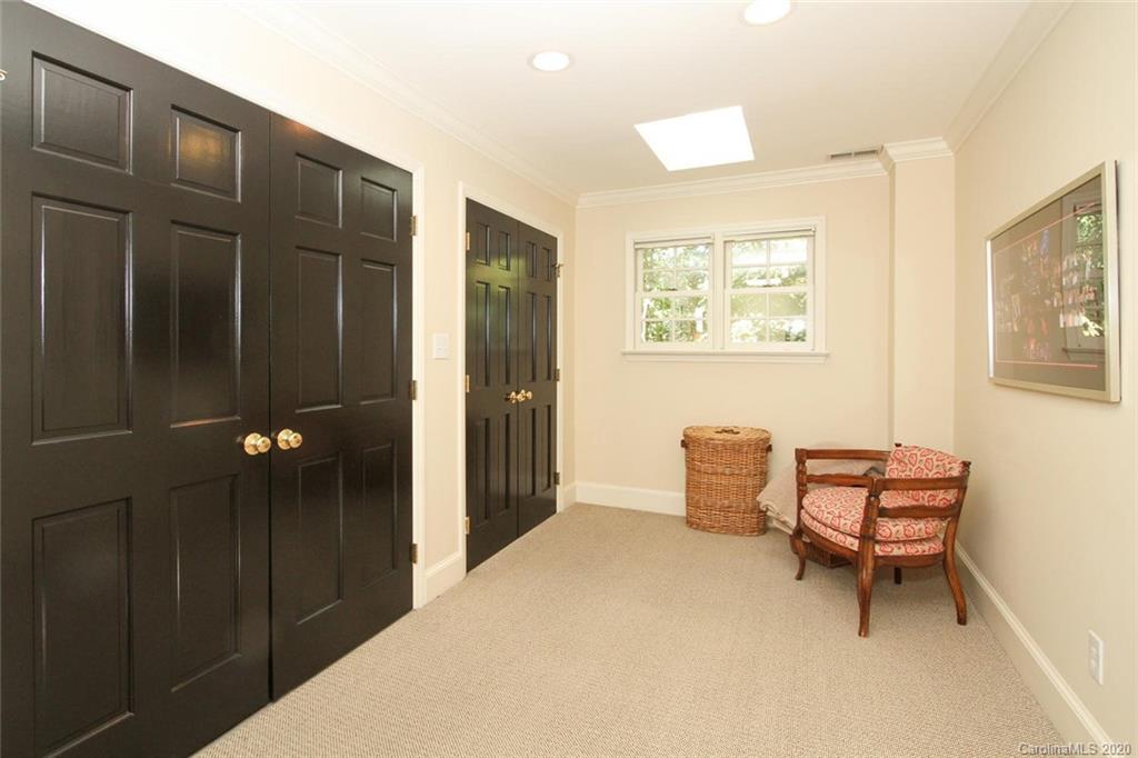 541 Cherokee Road Charlotte, NC 28207 - Photo 30 of 39 Gallery Image 30