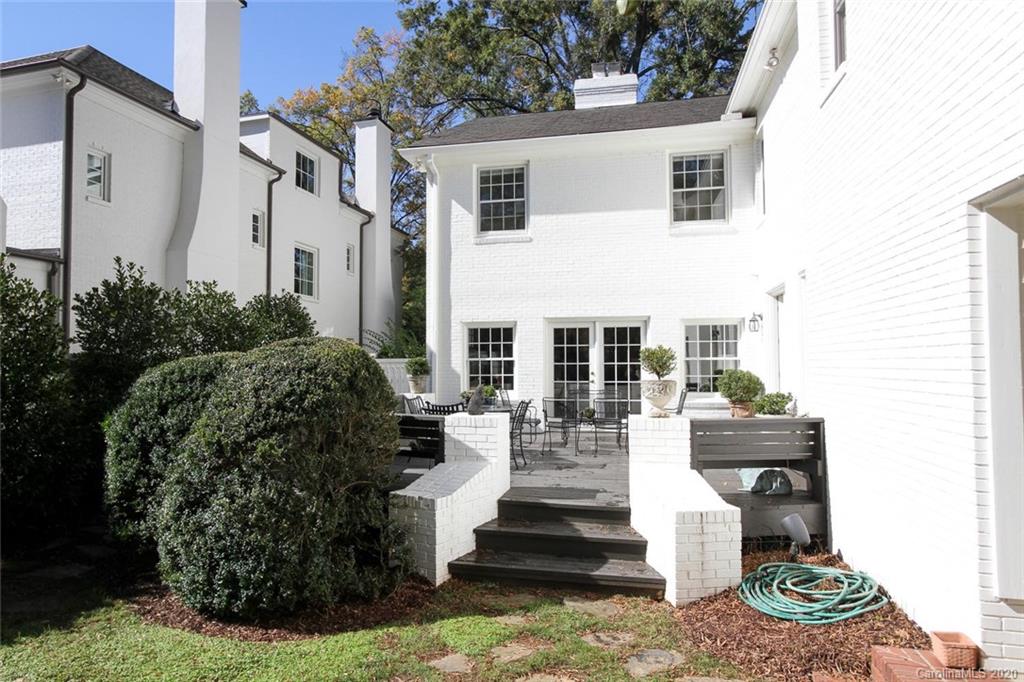 541 Cherokee Road Charlotte, NC 28207 - Photo 34 of 39 Gallery Image 34