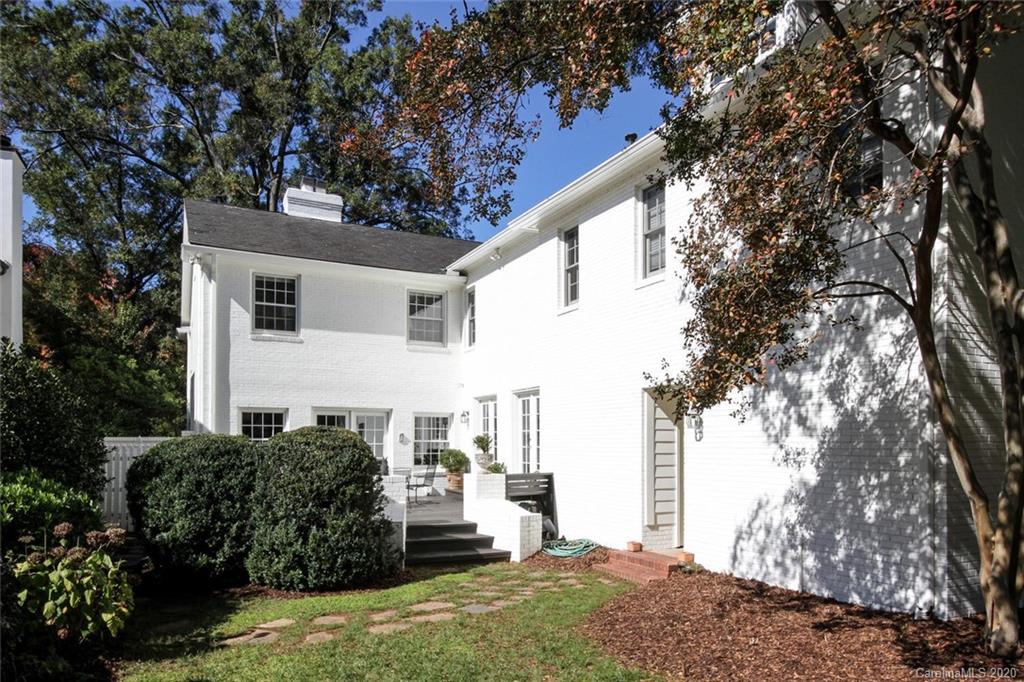 541 Cherokee Road Charlotte, NC 28207 - Photo 35 of 39 Gallery Image 35