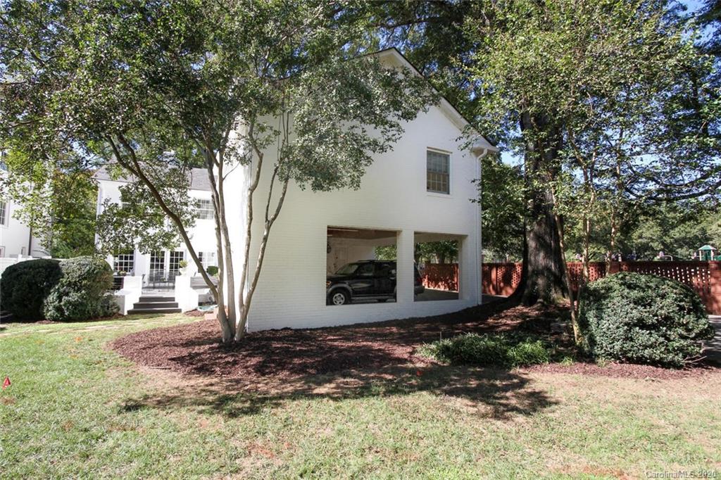 541 Cherokee Road Charlotte, NC 28207 - Photo 39 of 39 Gallery Image 39