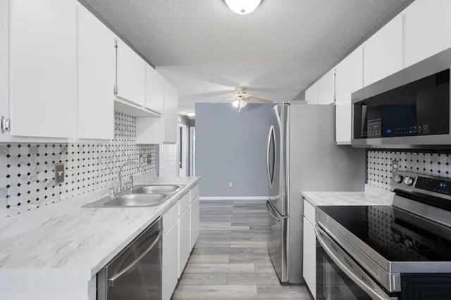 $168,000 | 6608 83rd Circle North, Brooklyn Park, MN 55445