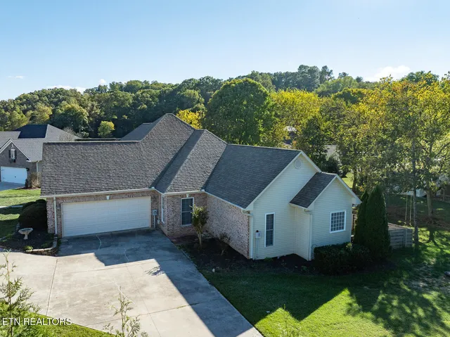 $539,900 | 210 Oologila Place, Loudon, TN 37774