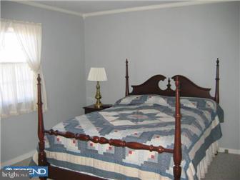 164 Miller Drive Sinking Spring, PA 19608 - Photo 11 of 12 Bedroom - Main