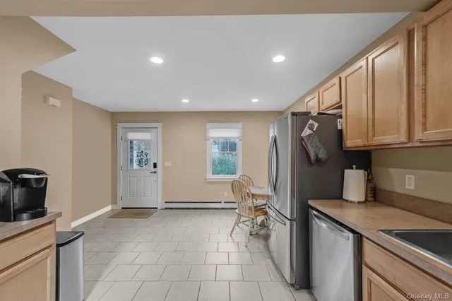 $669,999 | 20 Tulip Road, Kings Park, NY 11754