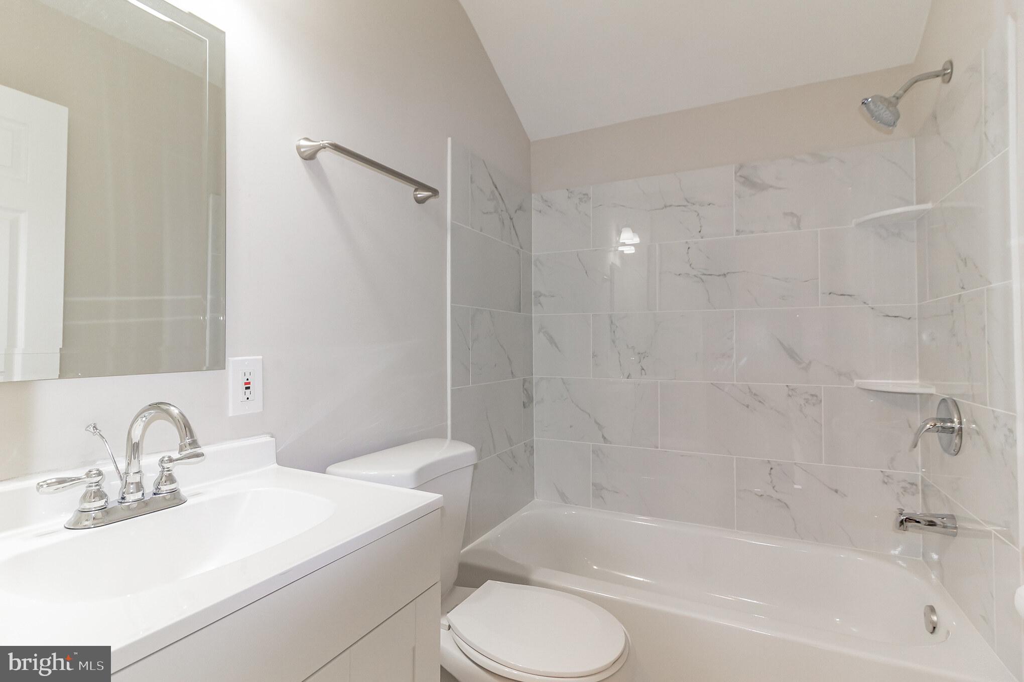 8021 Kimberly Road Dundalk, MD 21222 - Photo 14 of 24 Gallery Image 14