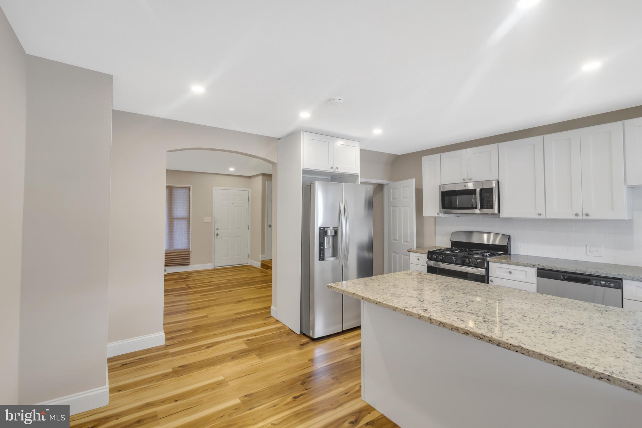 8021 Kimberly Road Dundalk, MD 21222 - Photo 6 of 24 Gallery Image 6