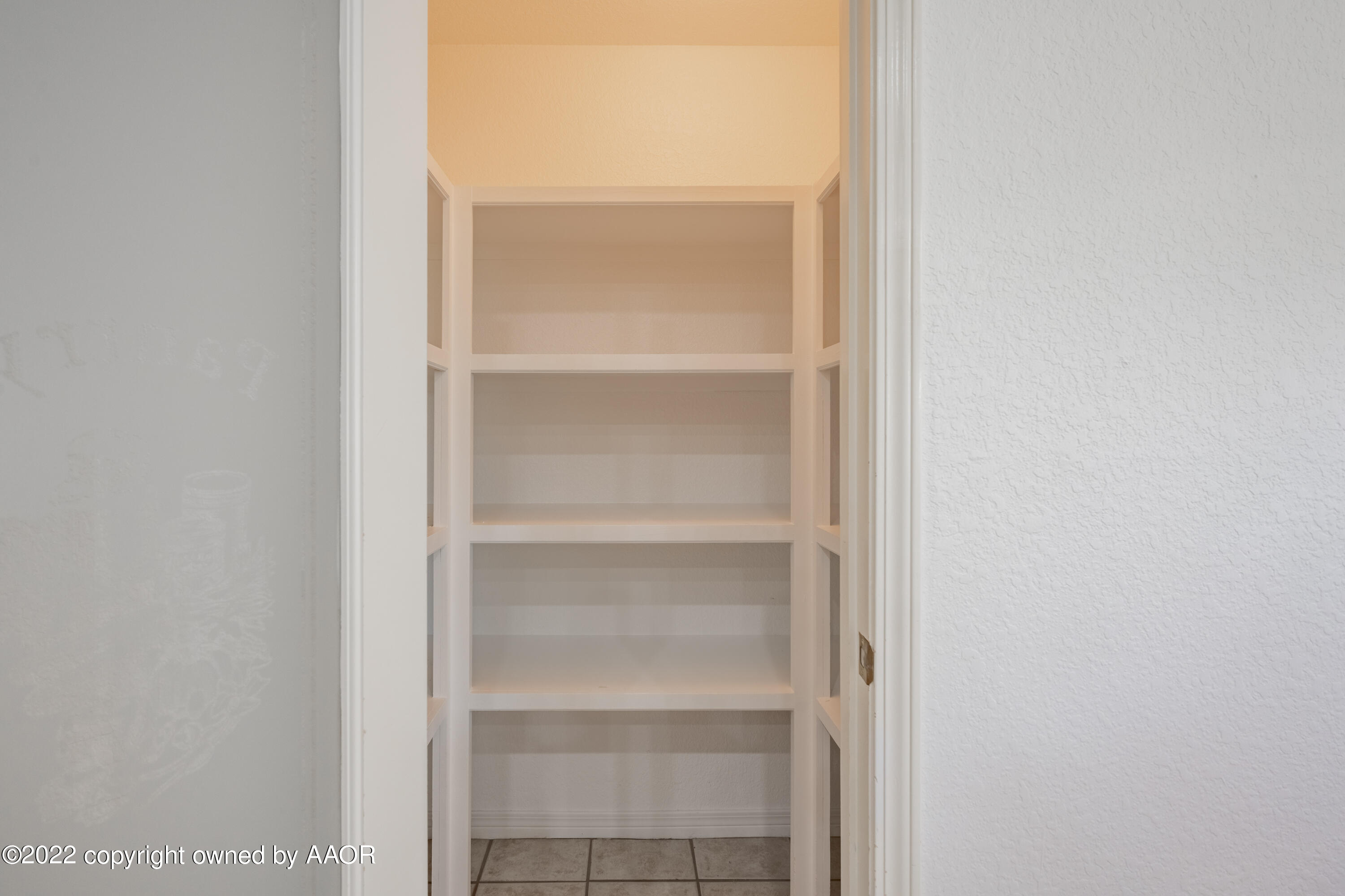 2408 Drake Elm Place Amarillo, TX 79124 - Photo 15 of 36 pantry