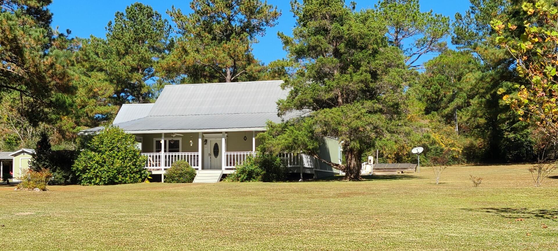 2296 Huckaba Road Laurel Hill, FL 32567 - Photo 2 of 23 part0 (7)