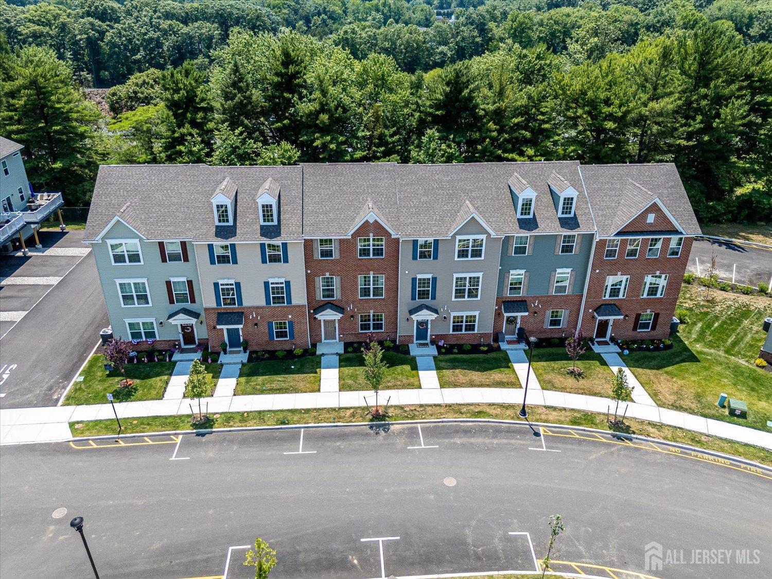 220 Anchor Way Cliffwood, NJ 07721 - Photo 4 of 48