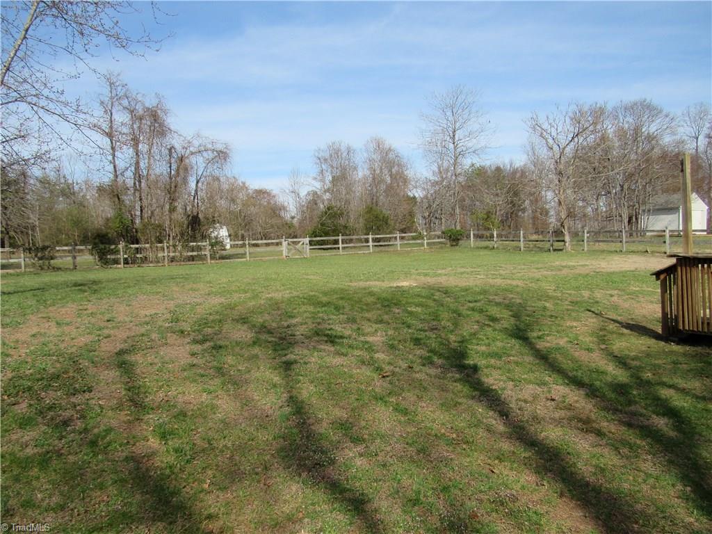 8100 Daltonshire Drive Oak Ridge, NC 27310 - Photo 12 of 14
