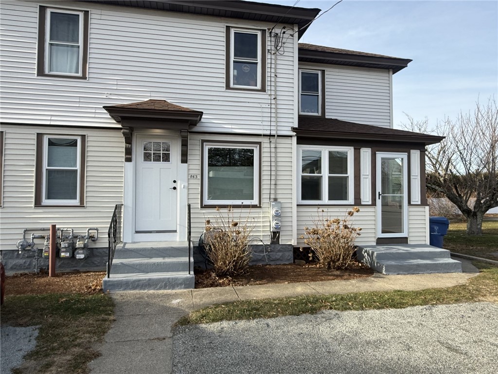 863 Main Street, Unit 1 East Greenwich, RI 02818 - Photo 1 of 11