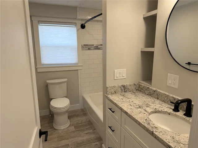 $2,750 | 863 Main Street, Unit 1, East Greenwich, RI 02818