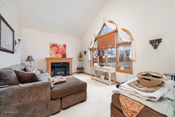 $549,000 | 10400 Emerald Avenue, Orland Park, IL 60467