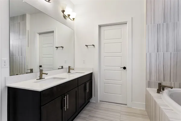 $2,495 | 9109 Moonstone Drive, Austin, TX 78729