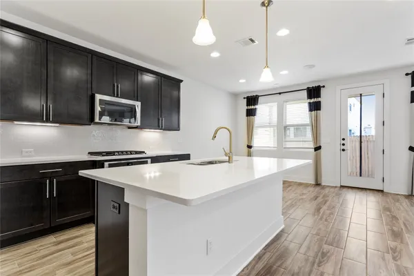 $2,495 | 9109 Moonstone Drive, Austin, TX 78729