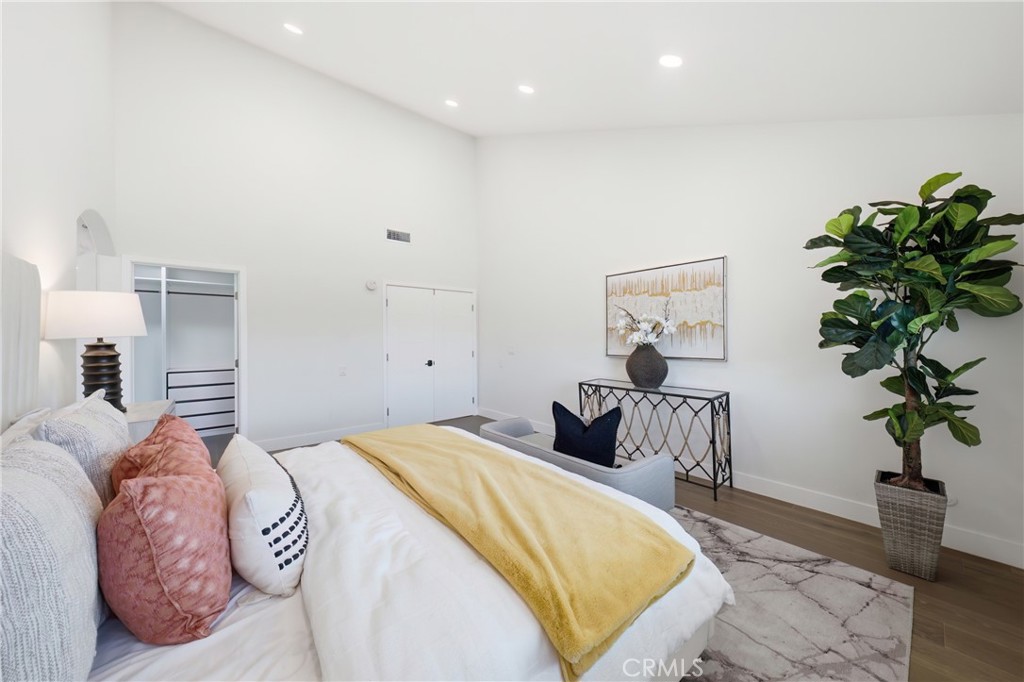 158 North Thistle Road Brea, CA 92821 - Photo 28 of 58 Primary bedroom with upgraded bathroom and walk-in closet