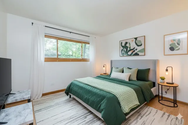 $398,000 | 900 Ruth Drive, Elgin, IL 60123