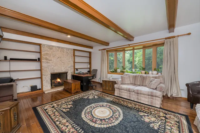 $398,000 | 900 Ruth Drive, Elgin, IL 60123