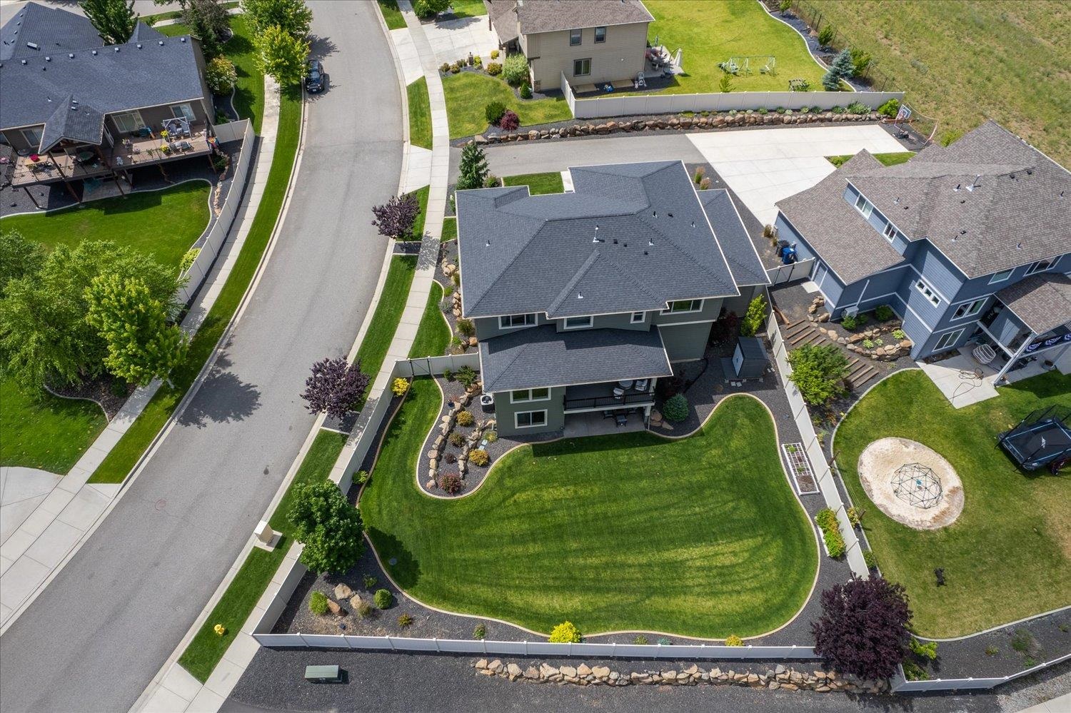 17919 East Daystar Road Spokane Valley, WA 99016 - Photo 37 of 38