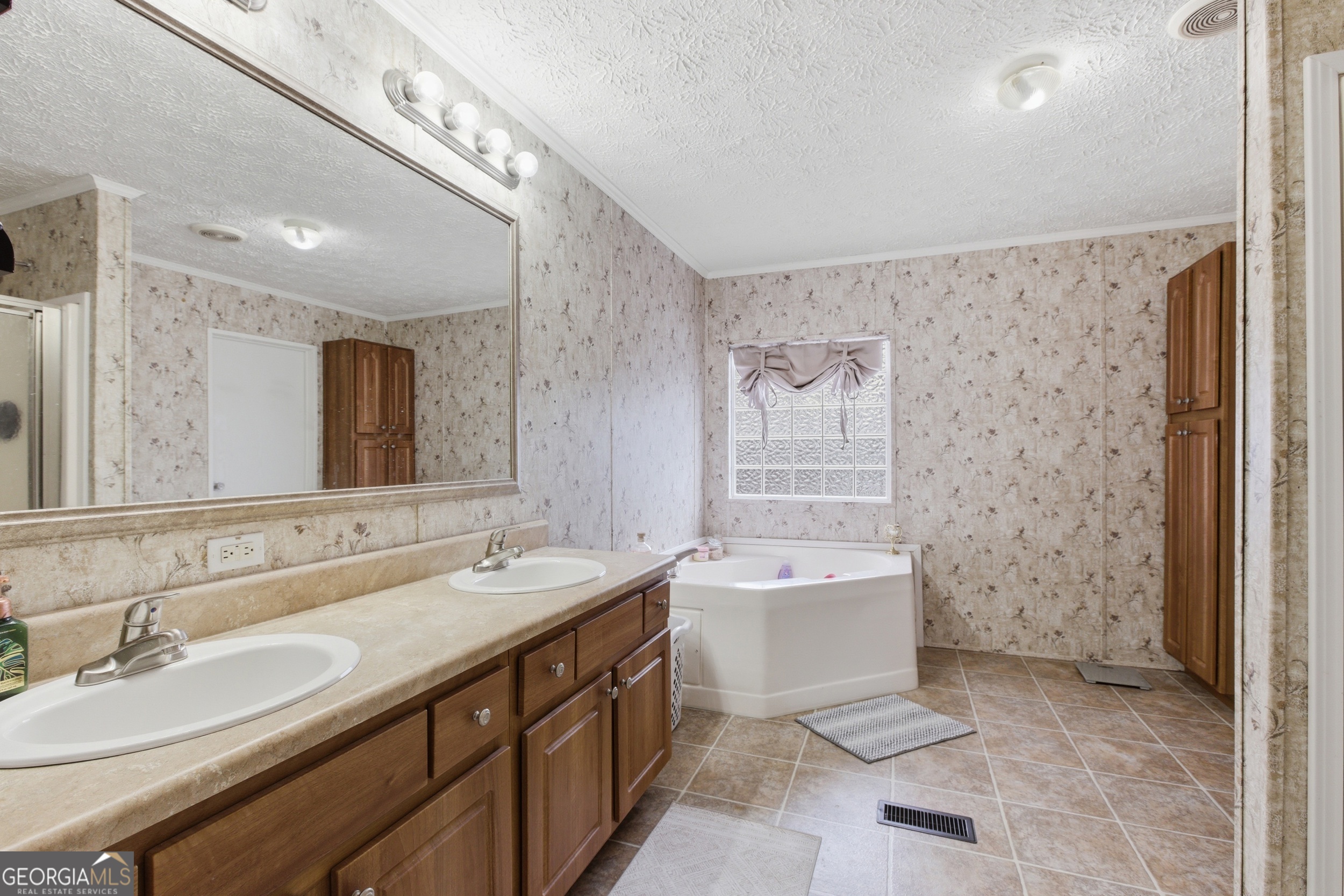 611 Dooley Road Clarkesville, GA 30523 - Photo 14 of 55