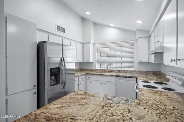 $385,000 | 2911 West Cholla Street, Phoenix, AZ 85029