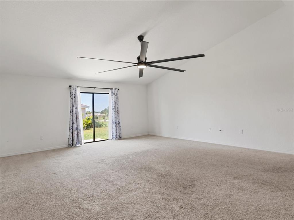630 Valencia Court Dundee, FL 33838 - Photo 8 of 24